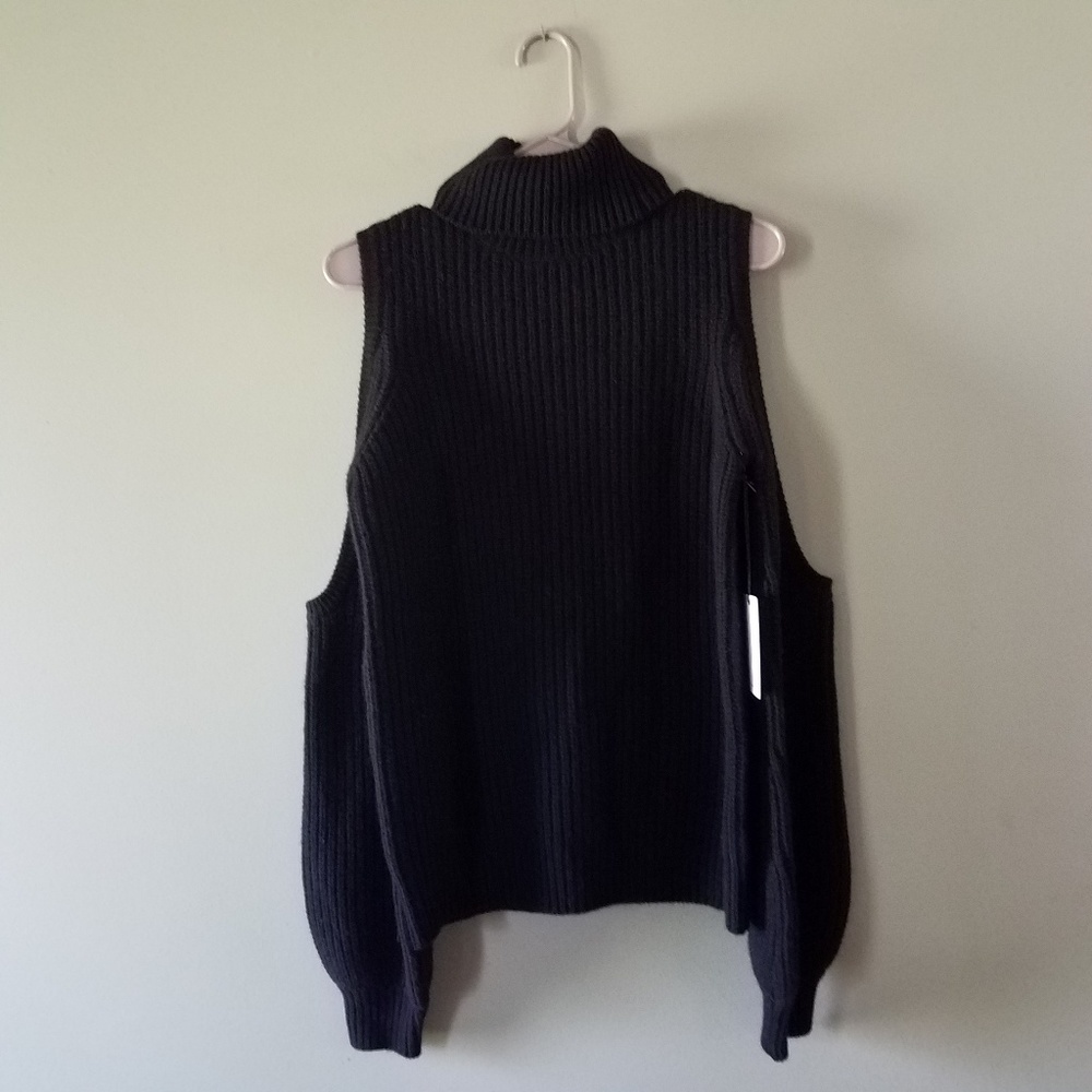 LPA chunky knit cold shoulder turtleneck sweater